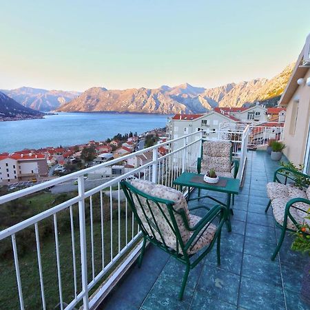 Apartment Ancora Kotor Exterior photo