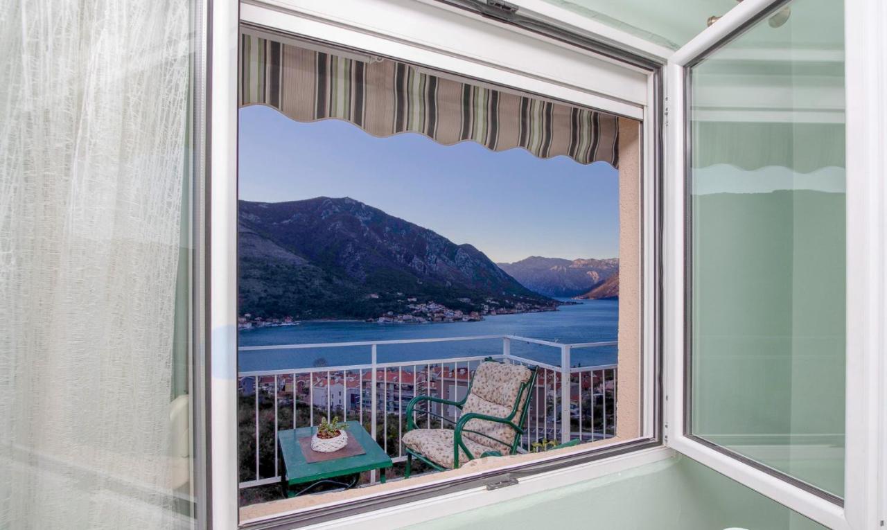 Apartment Ancora Kotor Exterior photo